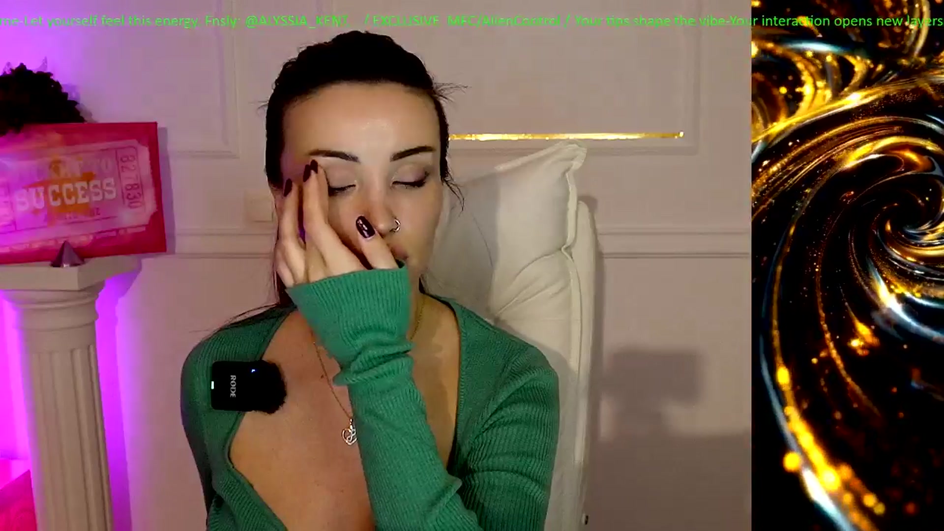Gallery image thumbnail from AlienControl's myfreecams stream on, 01/20/2026, 21:13 image 11 of 20