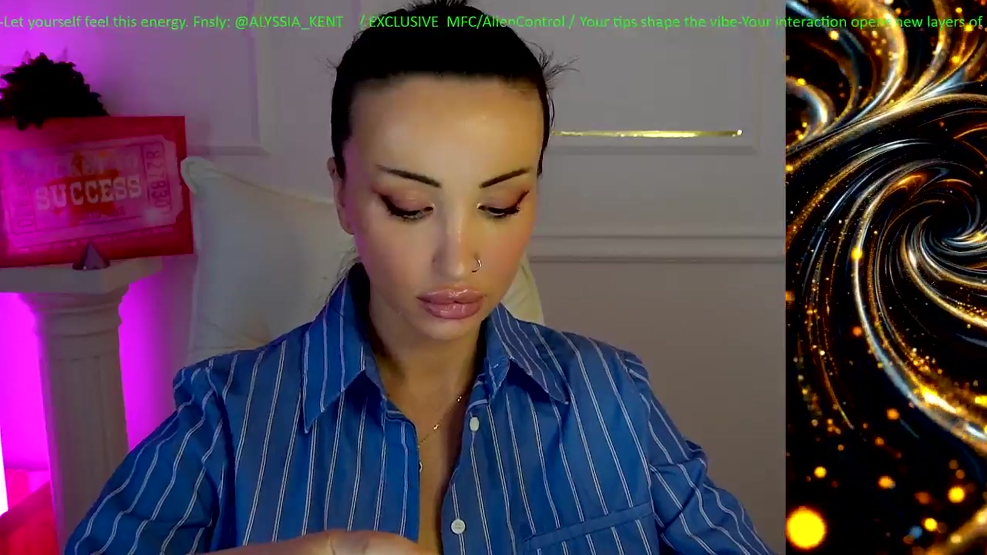 Gallery image thumbnail from AlienControl's myfreecams stream on, 01/21/2026, 14:59 image 12 of 20