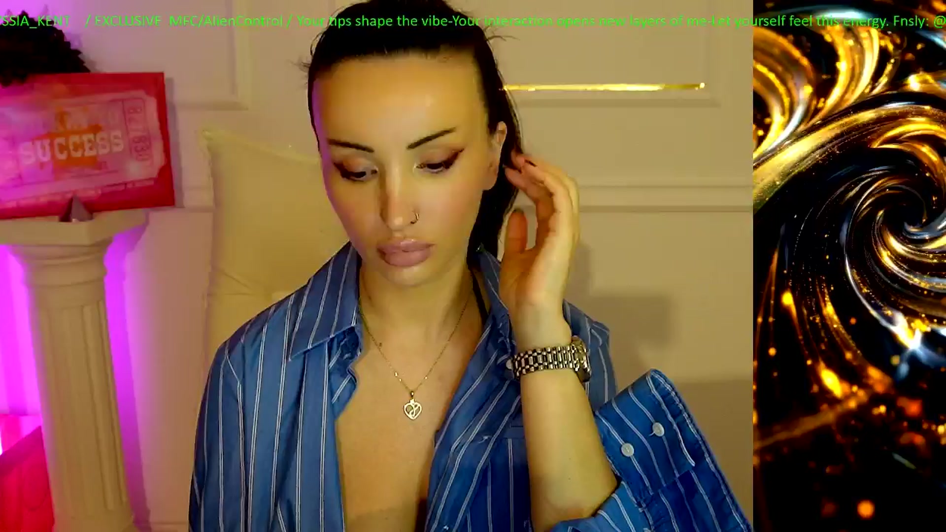 Gallery image thumbnail from AlienControl's myfreecams stream on, 01/21/2026, 16:23 image 15 of 20