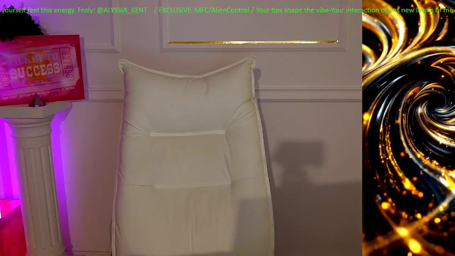 Gallery image thumbnail from AlienControl's myfreecams stream on, 01/21/2026, 16:23 image 19 of 20