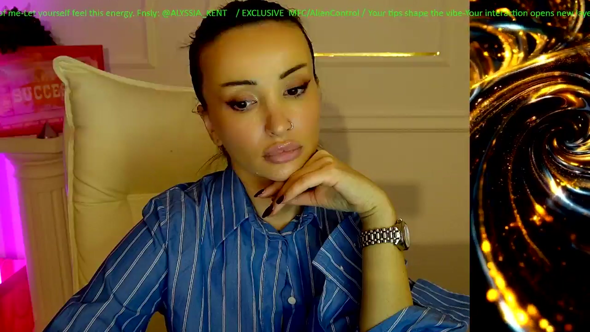 Gallery image thumbnail from AlienControl's myfreecams stream on, 01/21/2026, 20:19 image 7 of 20