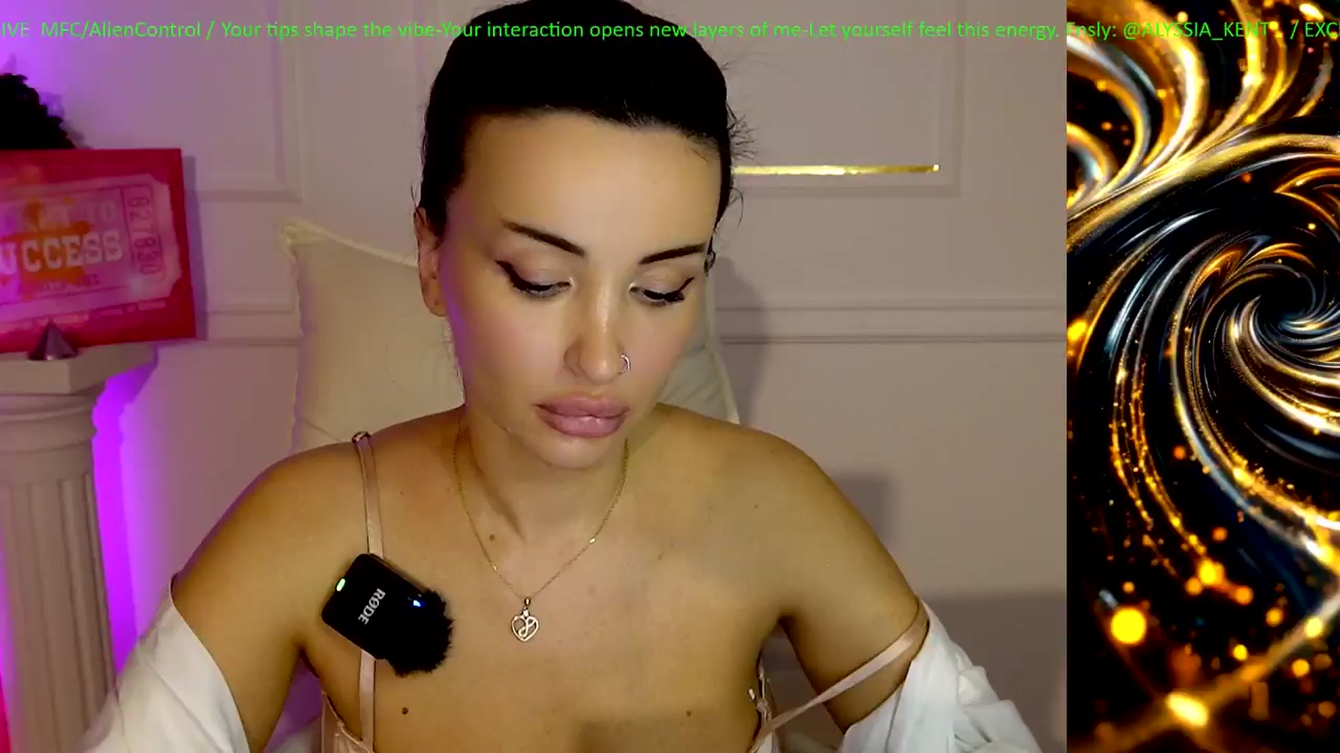 Gallery image thumbnail from AlienControl's myfreecams stream on, 01/23/2026, 20:42 image 10 of 20