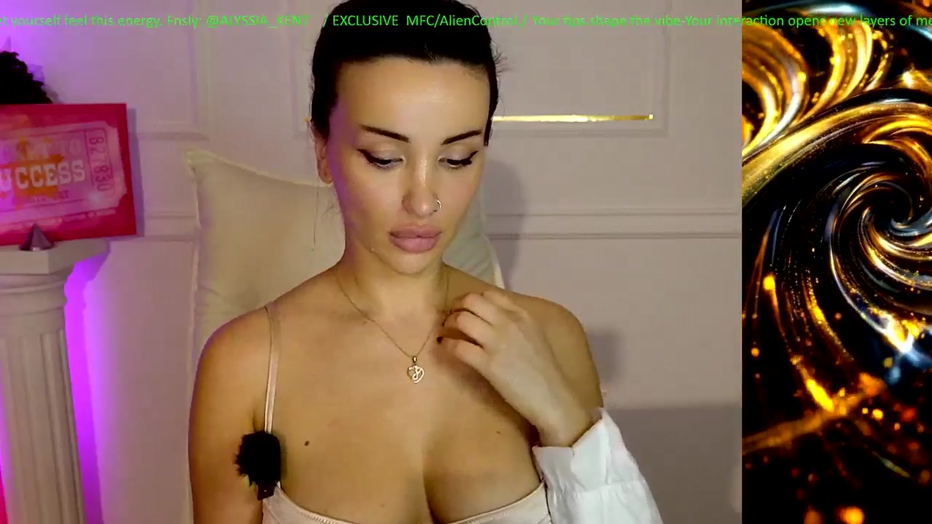 Gallery image thumbnail from AlienControl's myfreecams stream on, 01/23/2026, 21:03 image 5 of 20