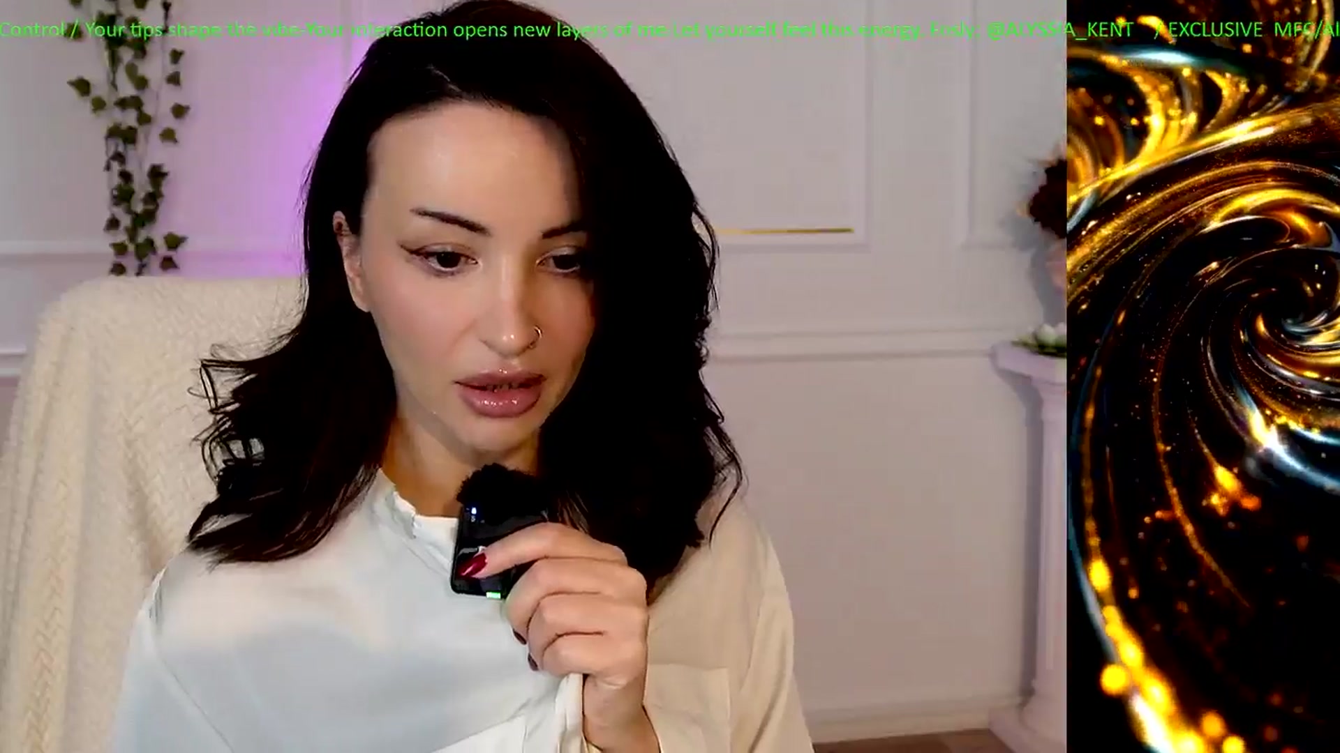 Gallery image thumbnail from AlienControl's myfreecams stream on, 01/31/2026, 14:15 image 3 of 20
