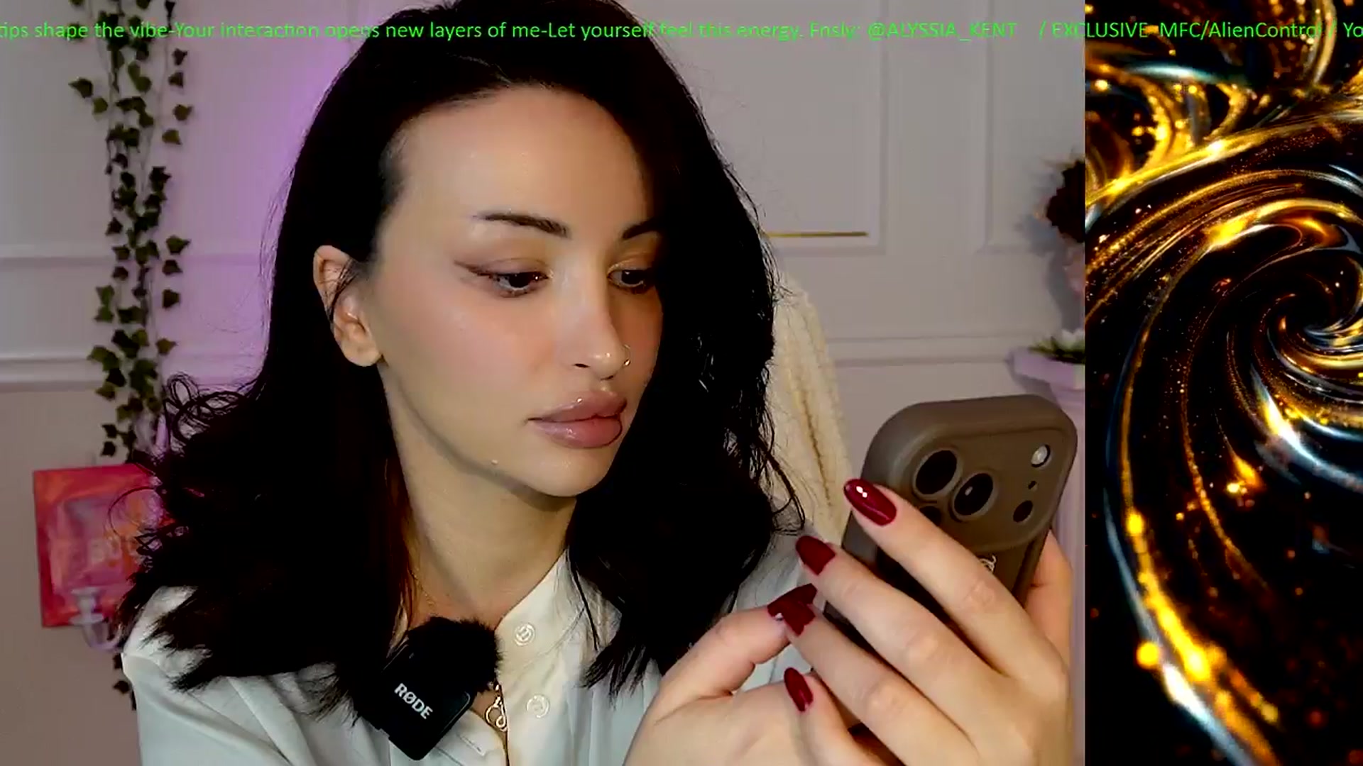 Gallery image thumbnail from AlienControl's myfreecams stream on, 01/31/2026, 14:15 image 5 of 20
