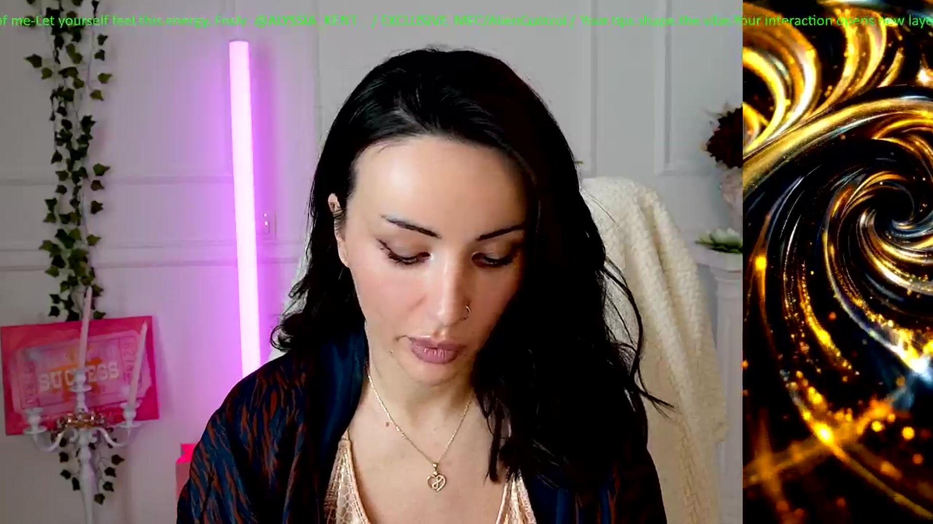Gallery image thumbnail from AlienControl's myfreecams stream on, 02/01/2026, 14:04 image 3 of 20