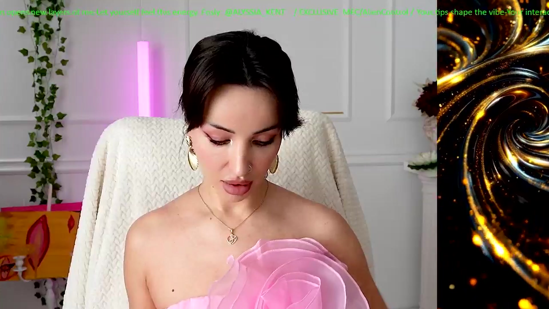 Gallery image thumbnail from AlienControl's myfreecams stream on, 02/02/2026, 13:44 image 6 of 20