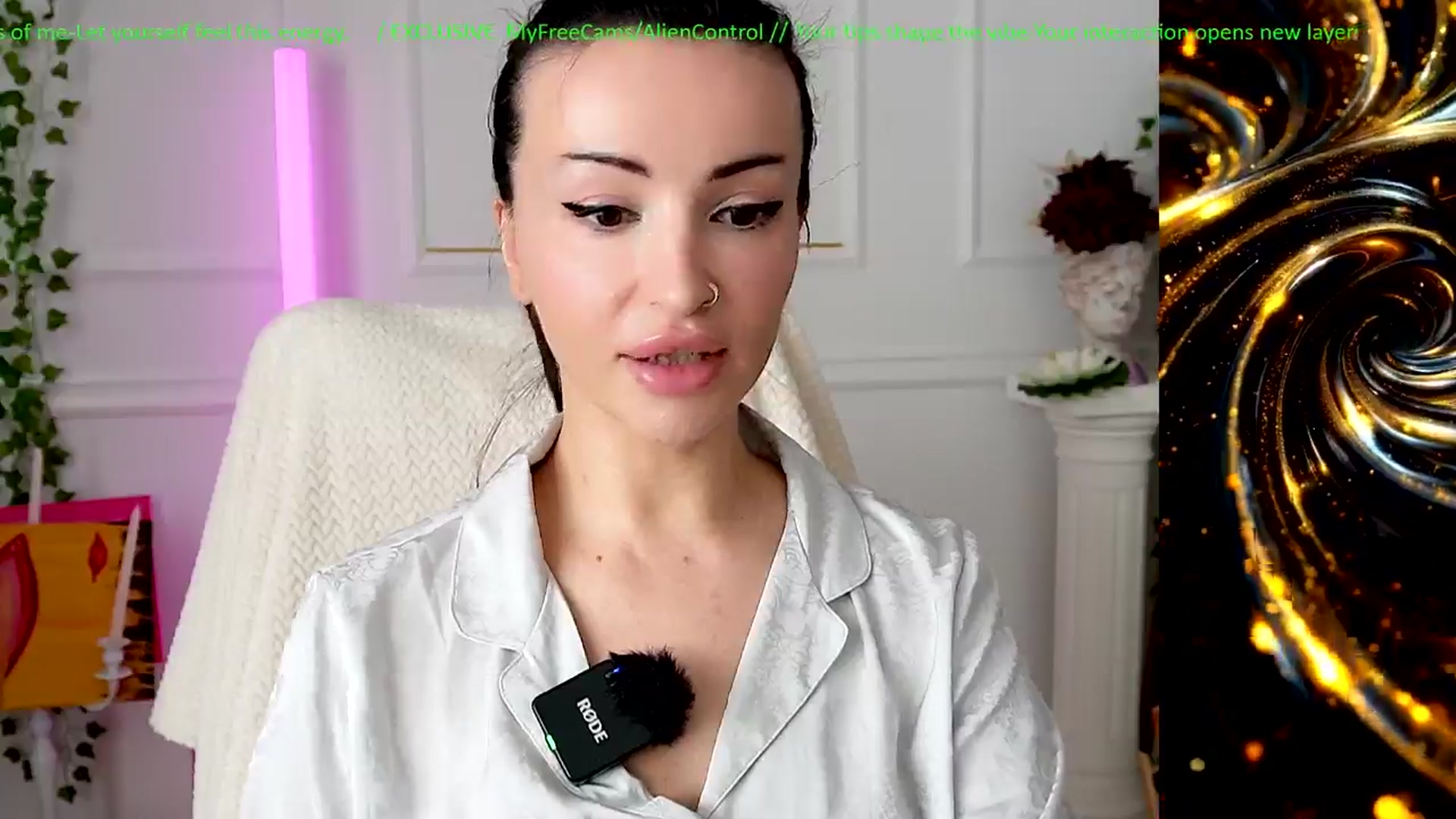Gallery image thumbnail from AlienControl's myfreecams stream on, 02/04/2026, 09:22 image 17 of 20