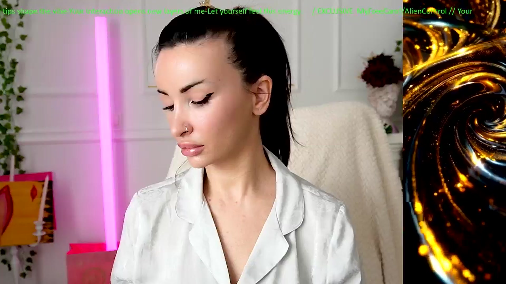 Gallery image thumbnail from AlienControl's myfreecams stream on, 02/04/2026, 09:22 image 10 of 20