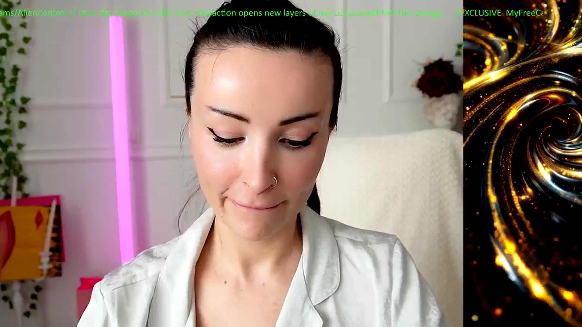 Gallery image thumbnail from AlienControl's myfreecams stream on, 02/04/2026, 10:23 image 9 of 20