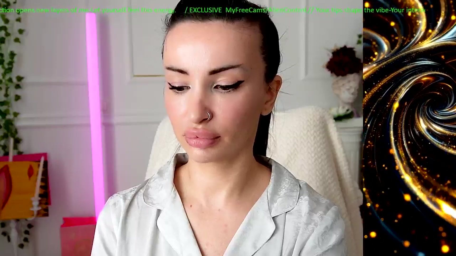Gallery image thumbnail from AlienControl's myfreecams stream on, 02/04/2026, 10:23 image 19 of 20