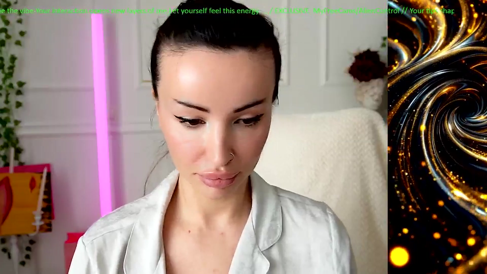 Gallery image thumbnail from AlienControl's myfreecams stream on, 02/04/2026, 10:23 image 10 of 20