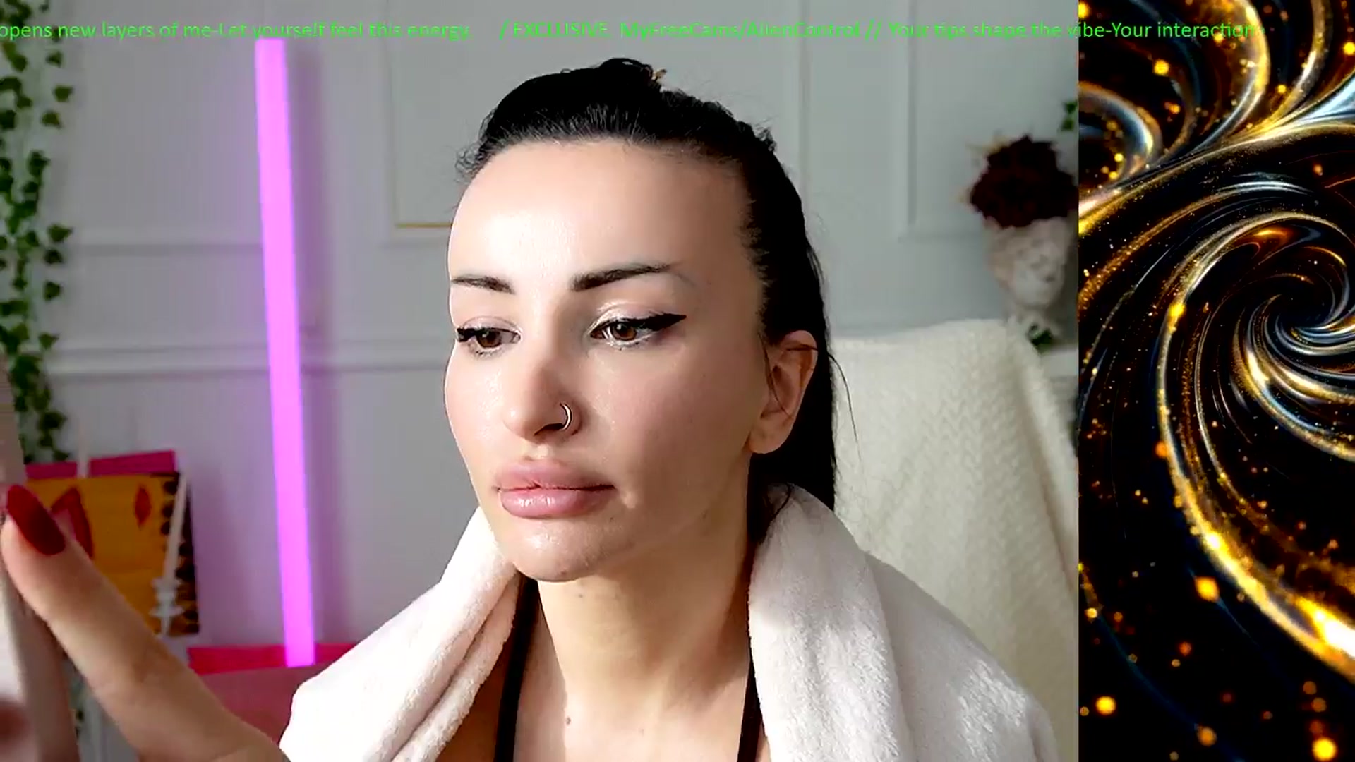 Gallery image thumbnail from AlienControl's myfreecams stream on, 02/04/2026, 13:30 image 15 of 20