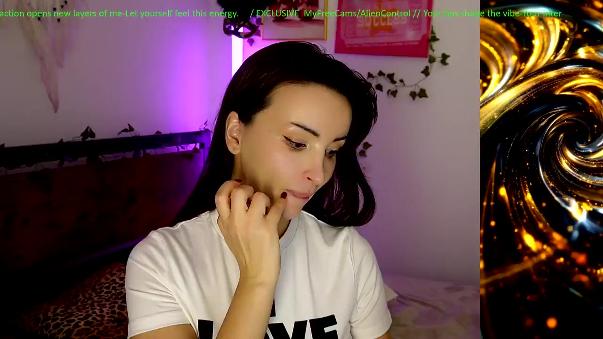 Gallery image thumbnail from AlienControl's myfreecams stream on, 02/06/2026, 15:28 image 15 of 20