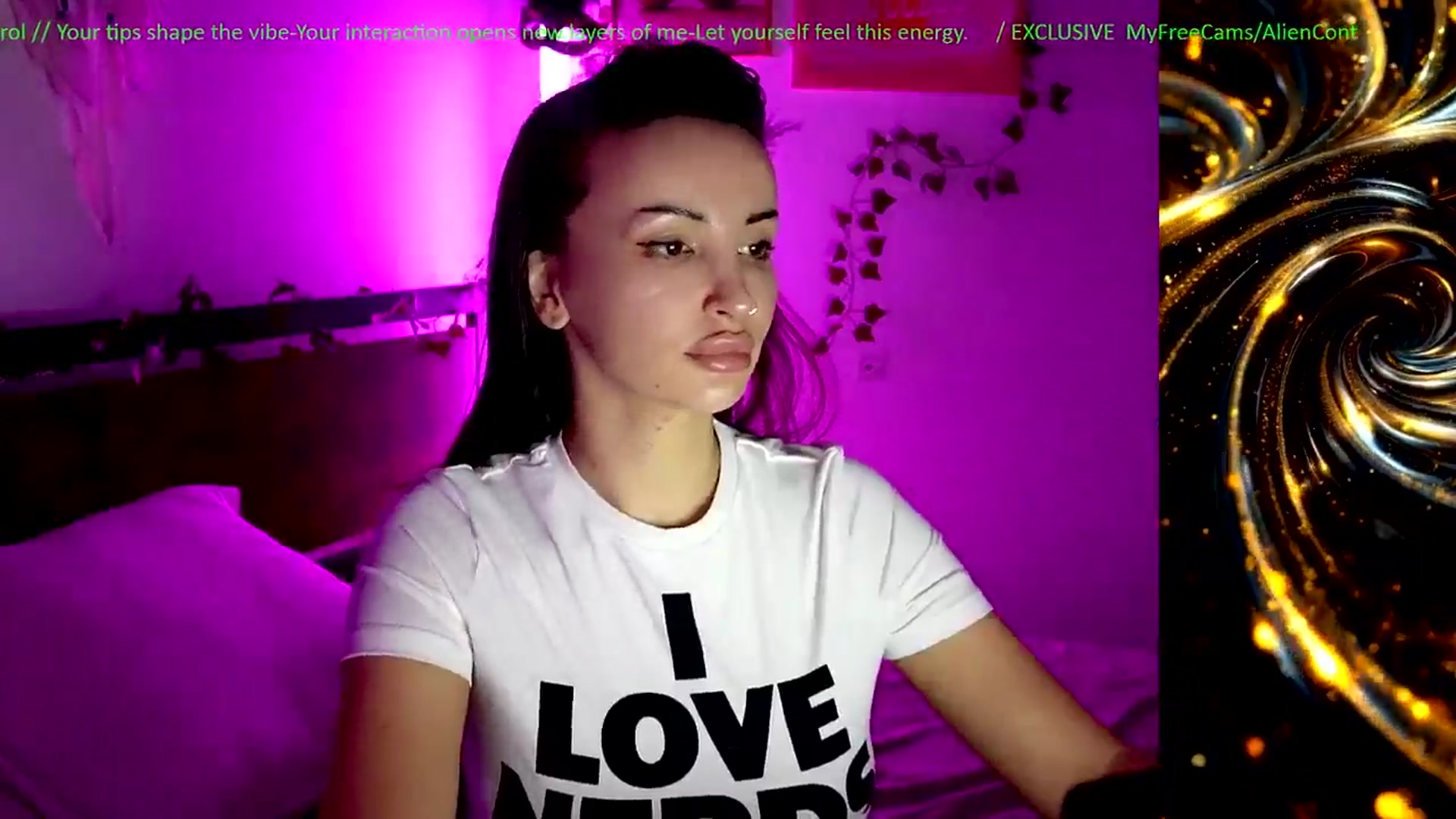 Gallery image thumbnail from AlienControl's myfreecams stream on, 02/06/2026, 21:56 image 18 of 20