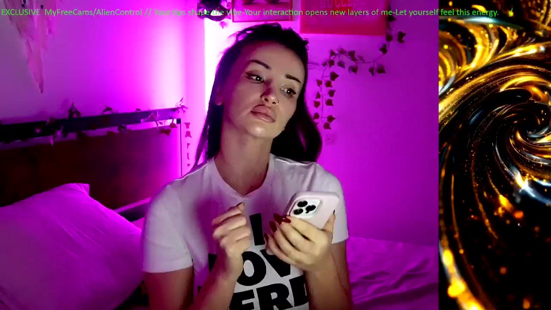Gallery image thumbnail from AlienControl's myfreecams stream on, 02/06/2026, 21:56 image 10 of 20