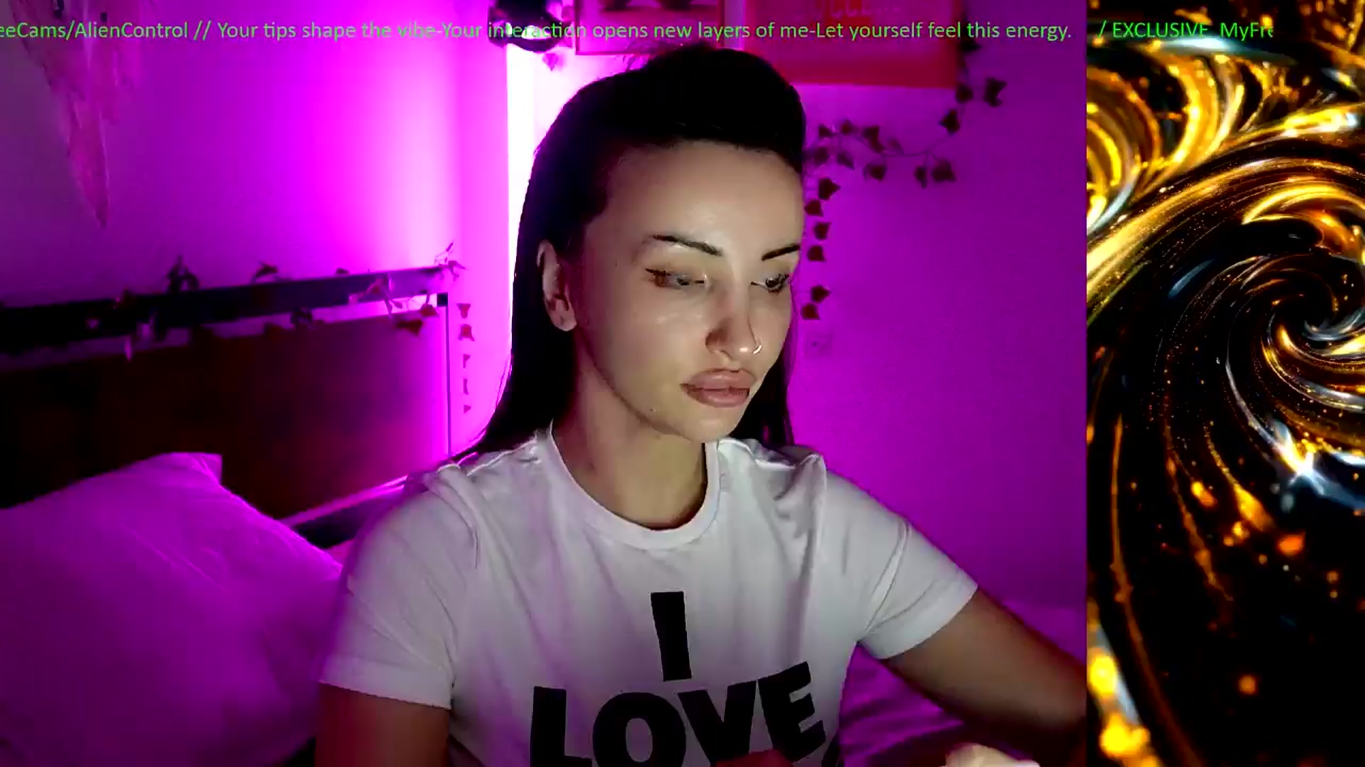 Gallery image thumbnail from AlienControl's myfreecams stream on, 02/06/2026, 21:56 image 16 of 20