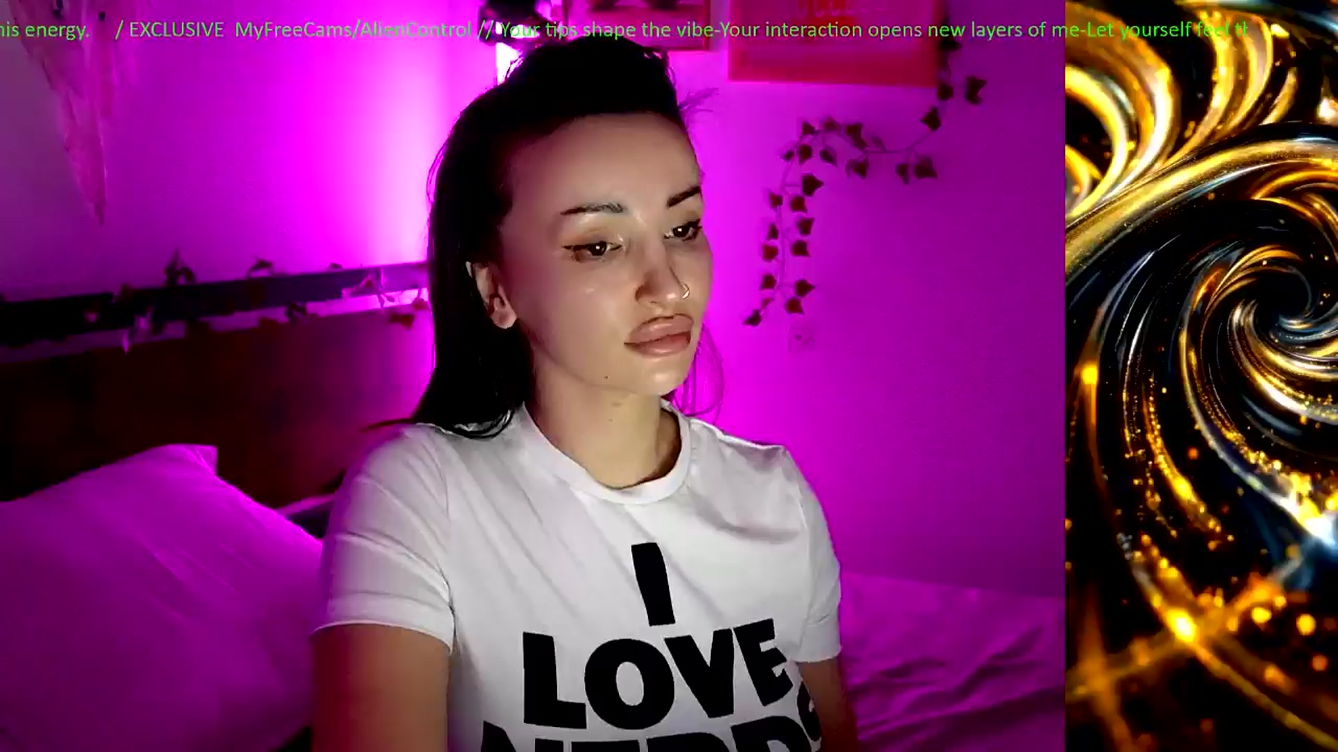 Gallery image thumbnail from AlienControl's myfreecams stream on, 02/06/2026, 21:56 image 13 of 20