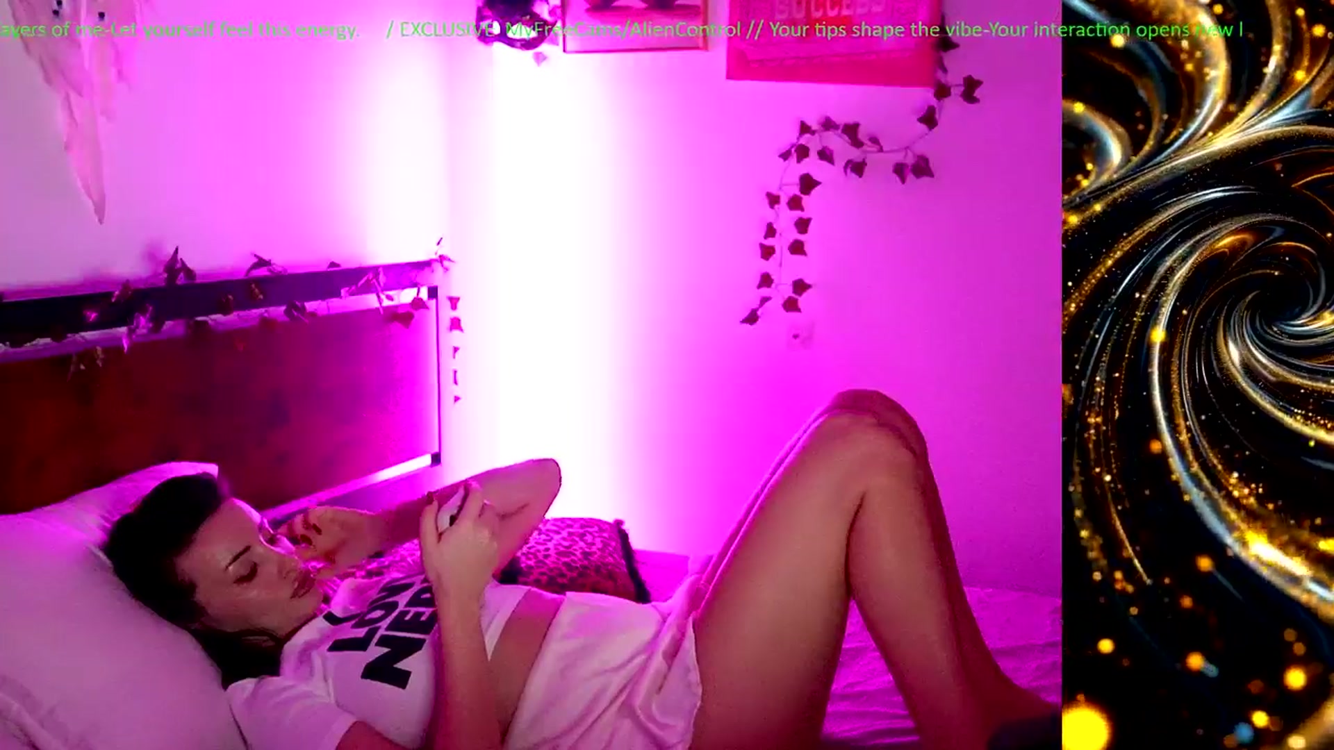 Gallery image thumbnail from AlienControl's myfreecams stream on, 02/06/2026, 21:56 image 5 of 20