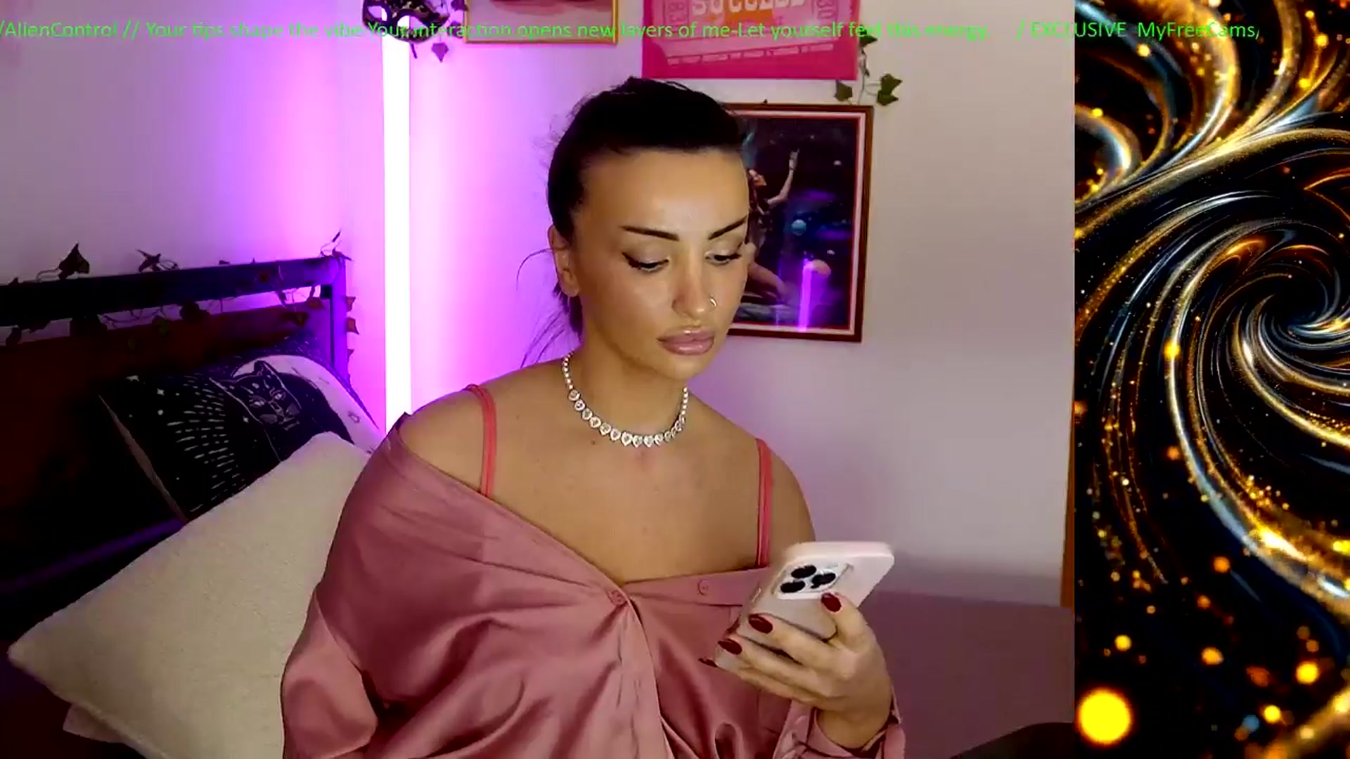 Gallery image thumbnail from AlienControl's myfreecams stream on, 02/11/2026, 20:08 image 10 of 20