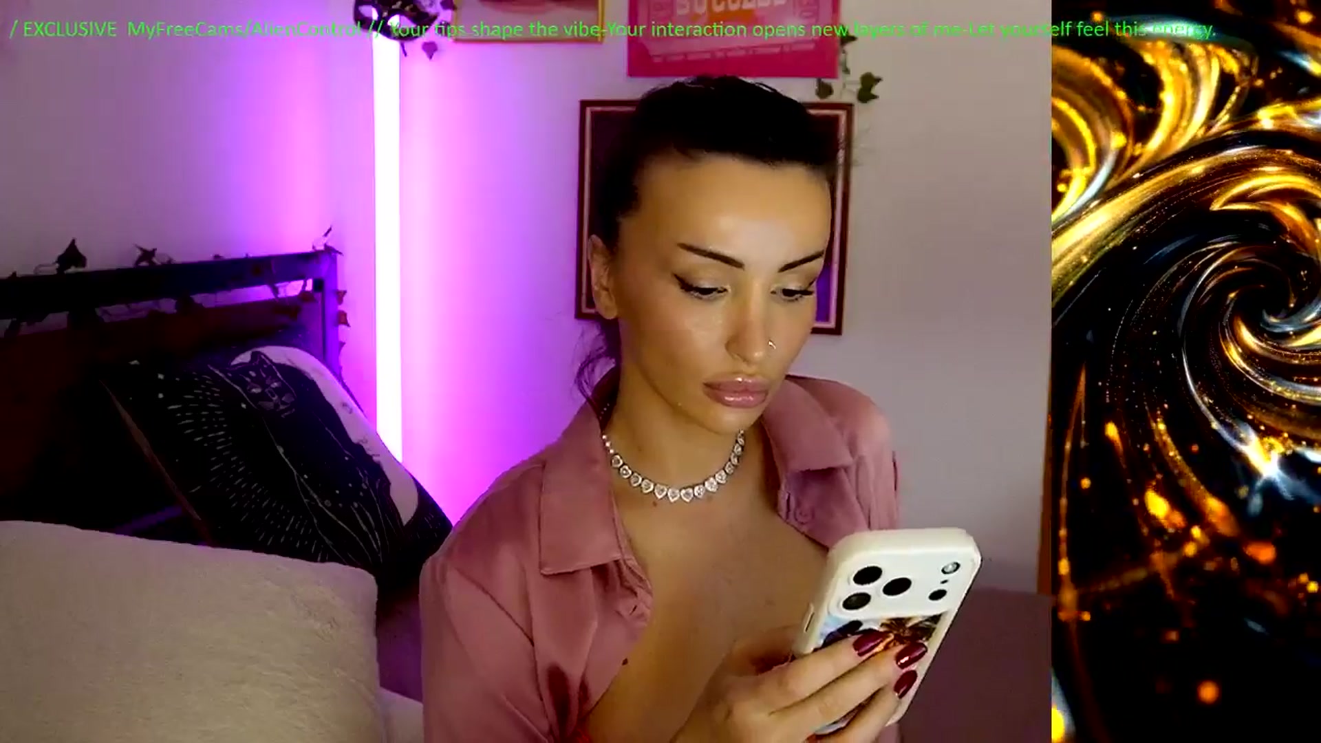 Gallery image thumbnail from AlienControl's myfreecams stream on, 02/11/2026, 20:08 image 5 of 20