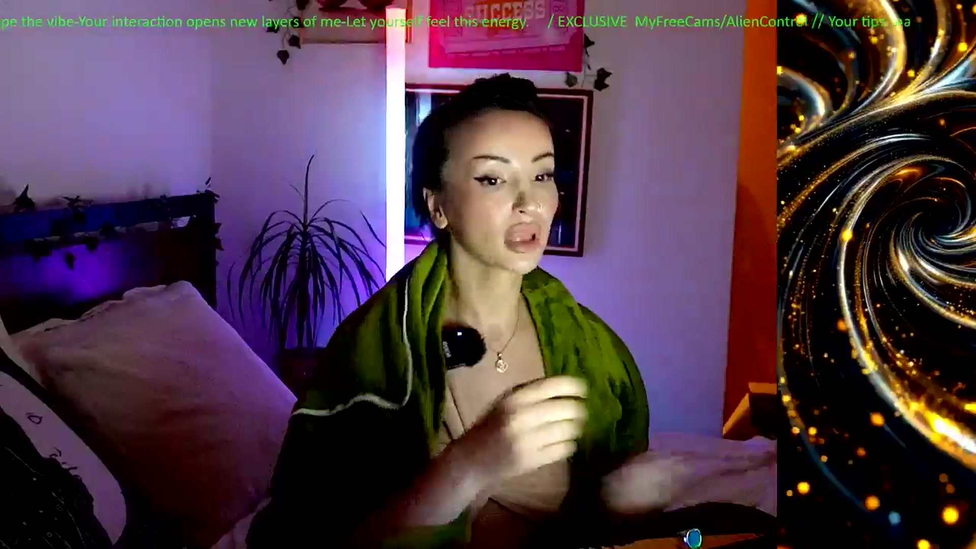 Gallery image thumbnail from AlienControl's myfreecams stream on, 02/19/2026, 21:02 image 15 of 20