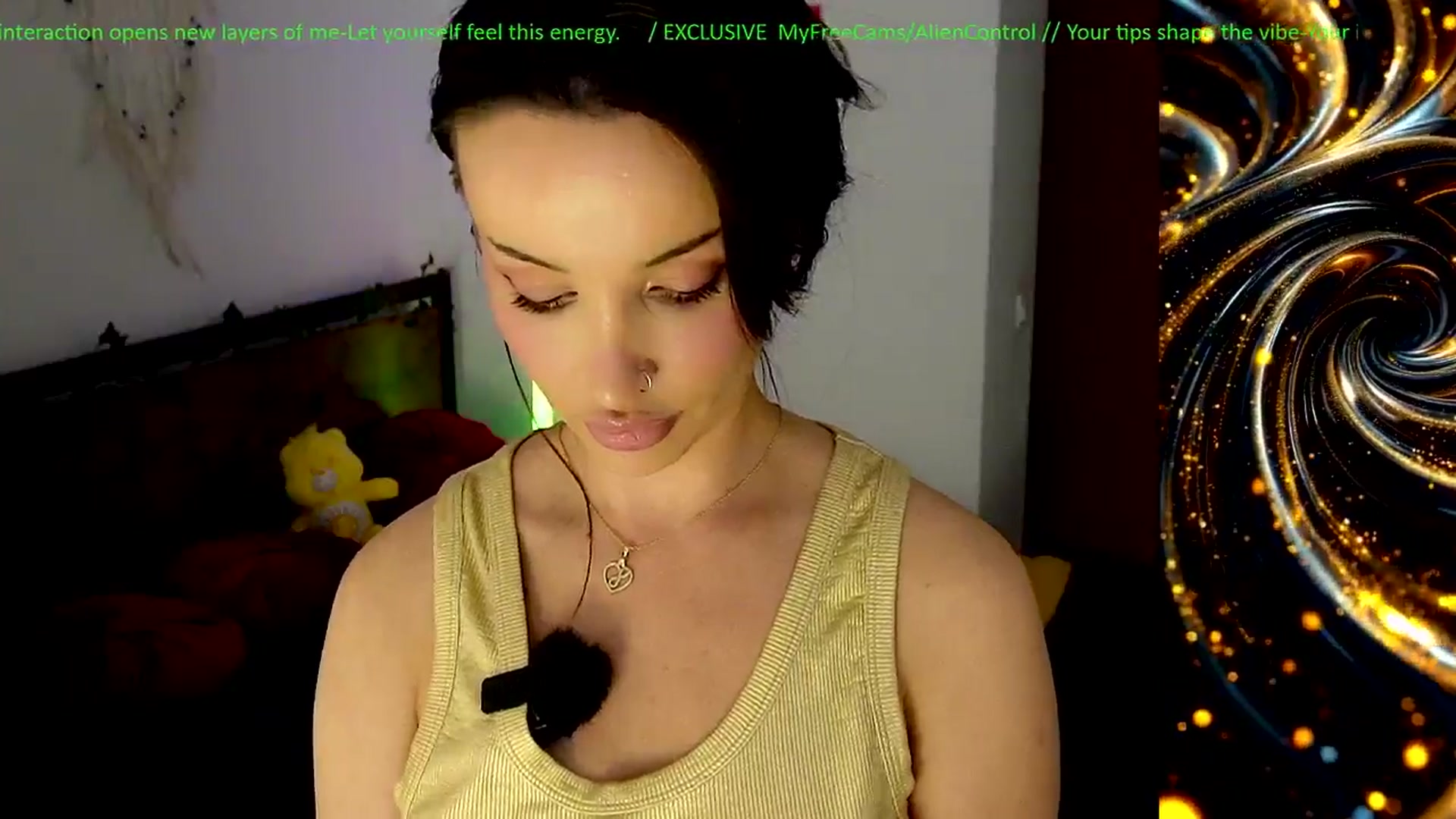 Gallery image thumbnail from AlienControl's myfreecams stream on, 04/19/2026, 17:59 image 8 of 20