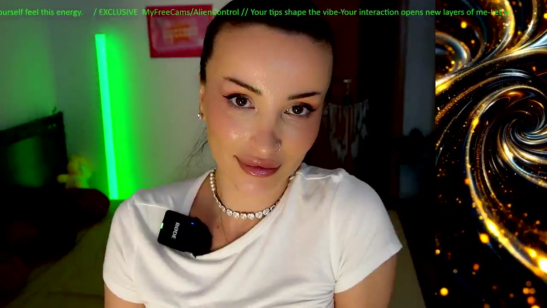 Gallery image thumbnail from AlienControl's myfreecams stream on, 04/26/2026, 16:07 image 17 of 20