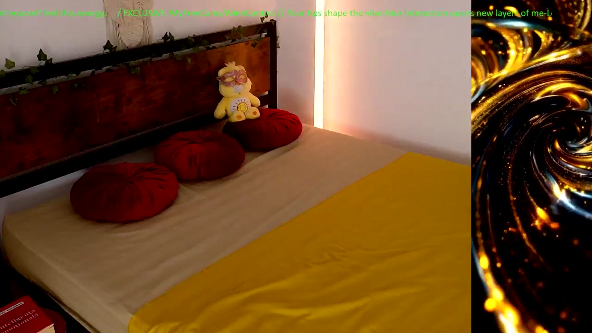 Gallery image thumbnail from AlienControl's myfreecams stream on, 04/27/2026, 18:36 image 11 of 20