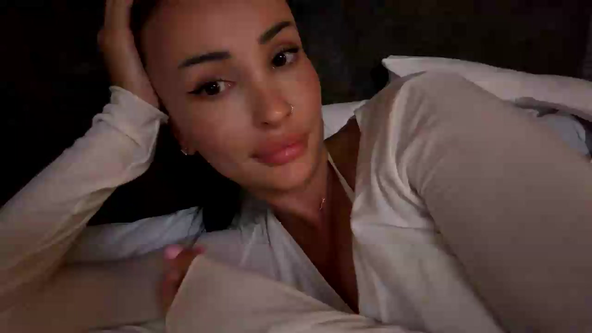 Gallery image thumbnail from AlienControl's myfreecams stream on, 05/14/2026, 19:09 image 20 of 20