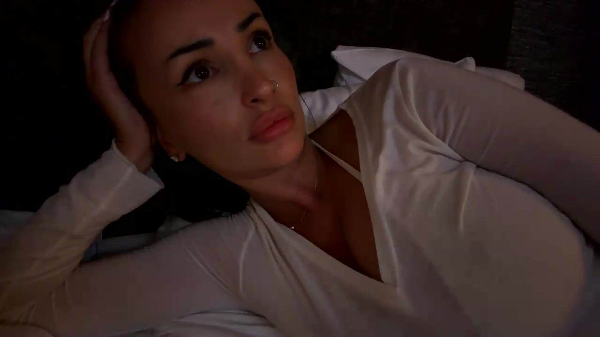Gallery image thumbnail from AlienControl's myfreecams stream on, 05/14/2026, 19:09 image 6 of 20