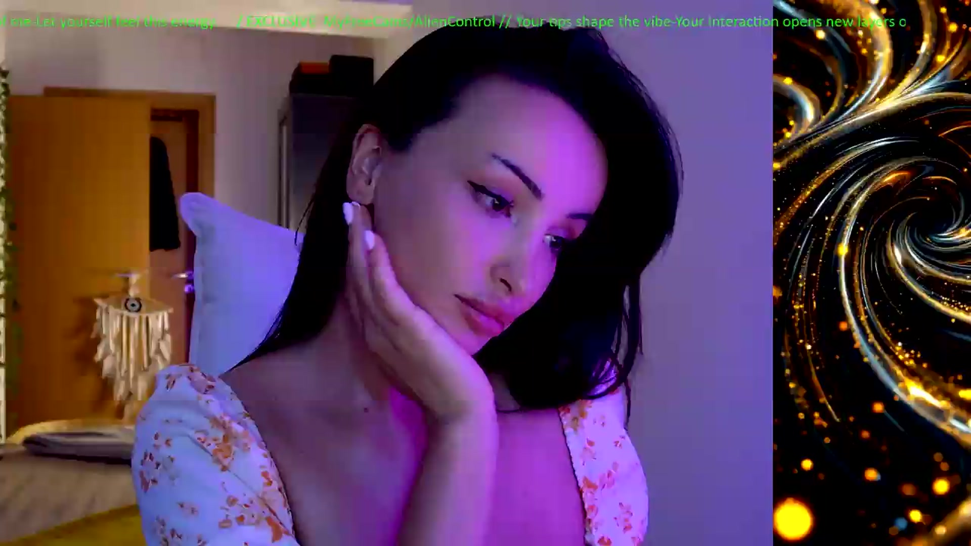 Gallery image thumbnail from AlienControl's myfreecams stream on, 05/31/2026, 15:48 image 7 of 20