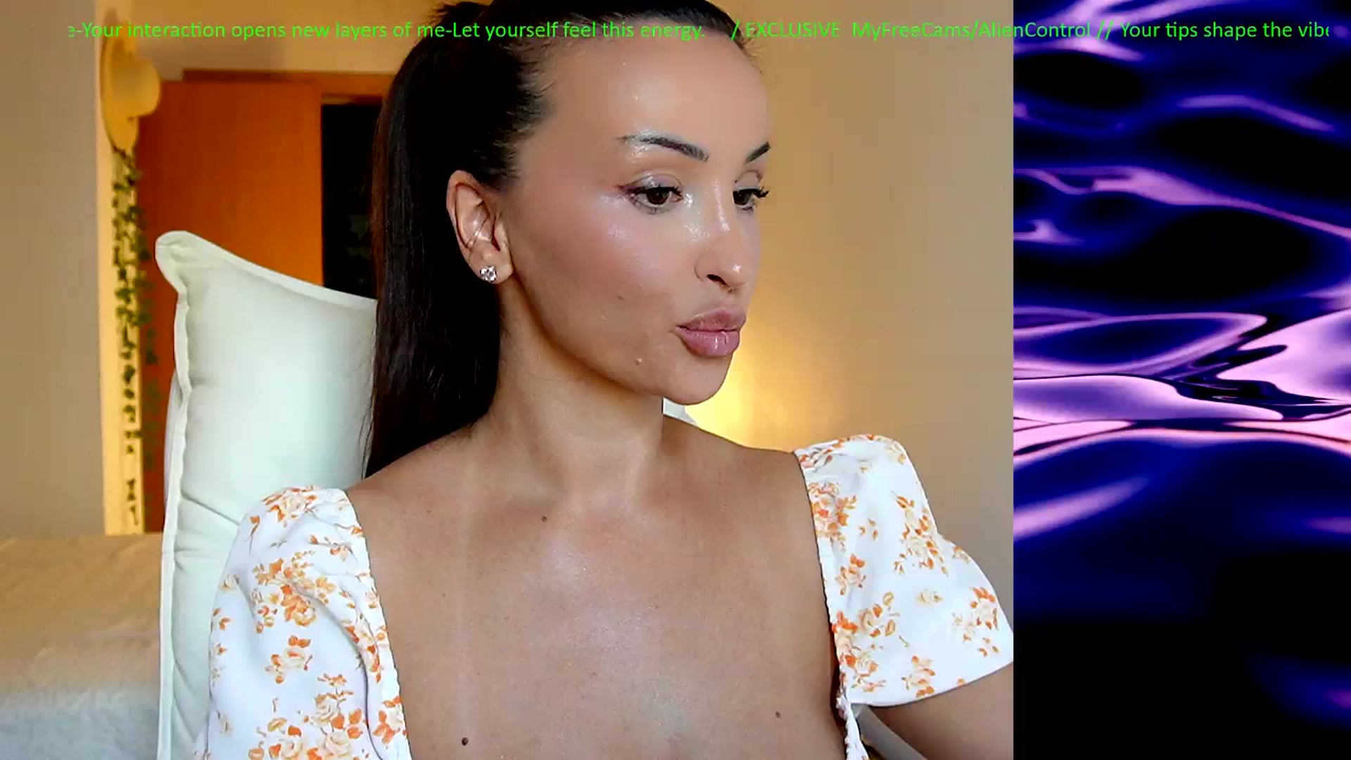 Gallery image thumbnail from AlienControl's myfreecams stream on, 06/16/2026, 14:36 image 20 of 20
