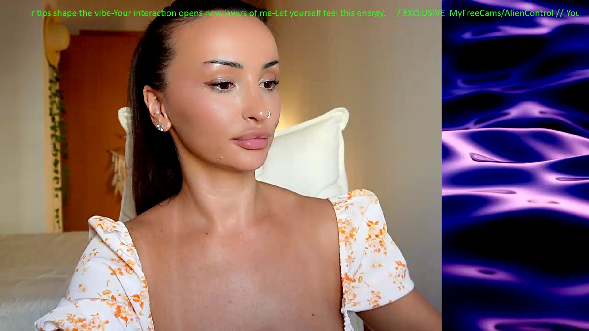 Gallery image thumbnail from AlienControl's myfreecams stream on, 06/16/2026, 14:36 image 16 of 20
