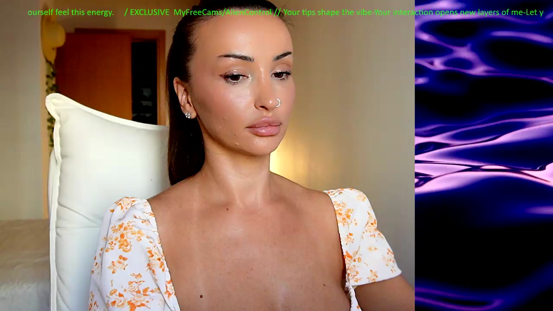 Gallery image thumbnail from AlienControl's myfreecams stream on, 06/16/2026, 14:36 image 18 of 20