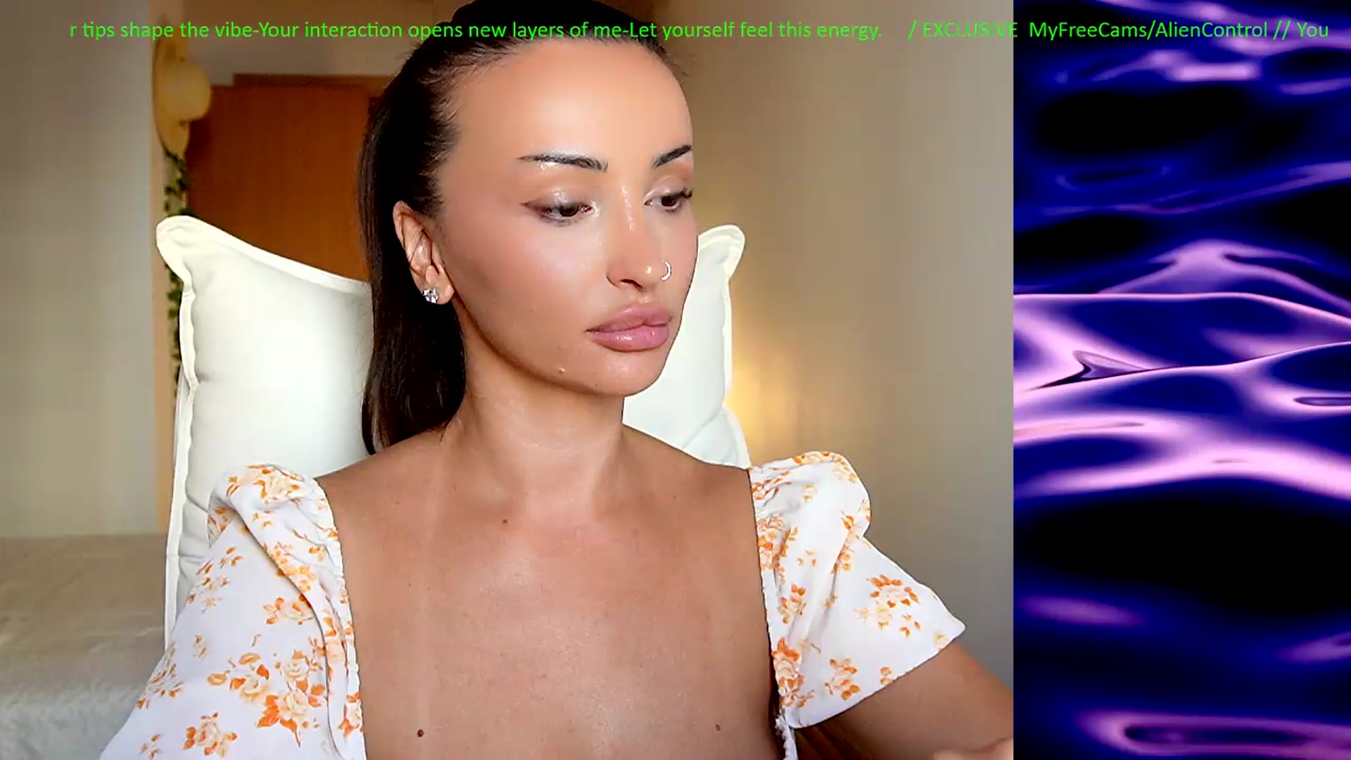 Gallery image thumbnail from AlienControl's myfreecams stream on, 06/16/2026, 14:36 image 11 of 20
