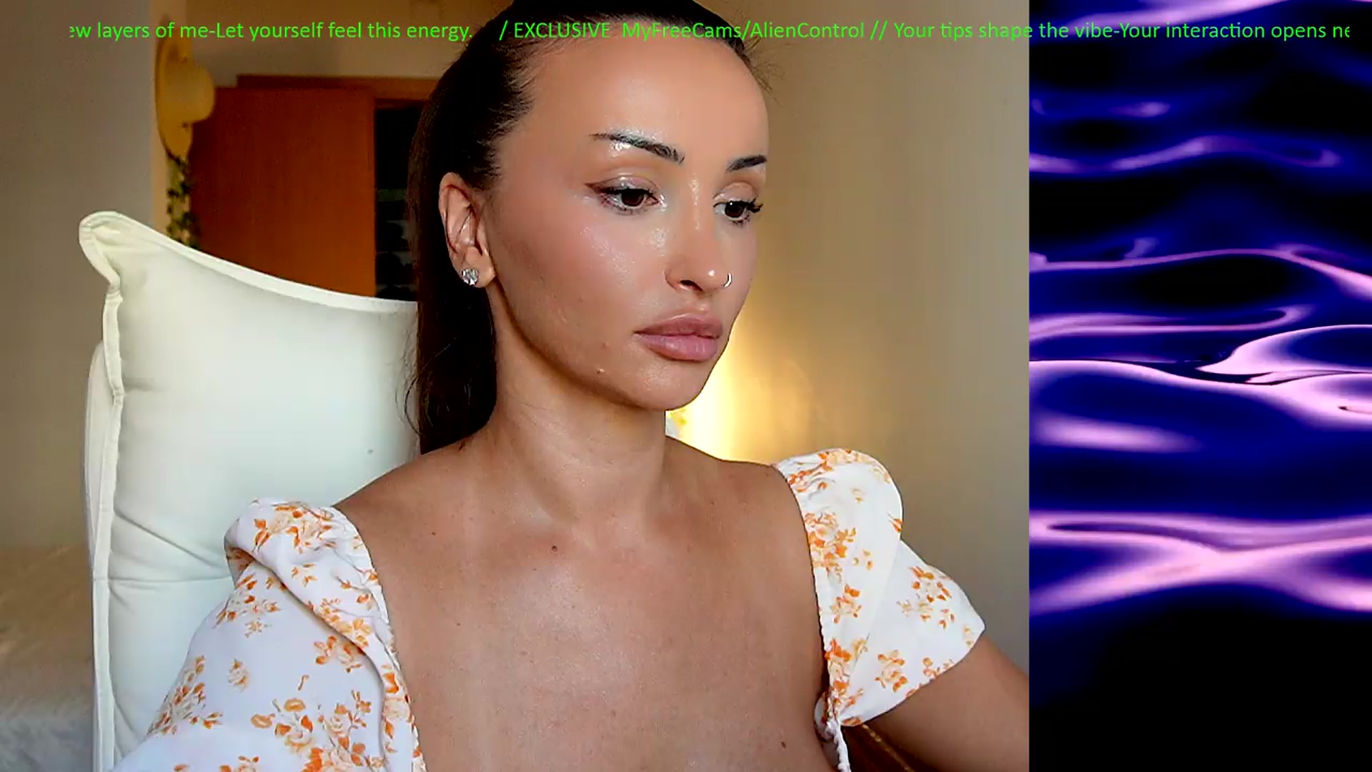 Gallery image thumbnail from AlienControl's myfreecams stream on, 06/16/2026, 14:36 image 9 of 20