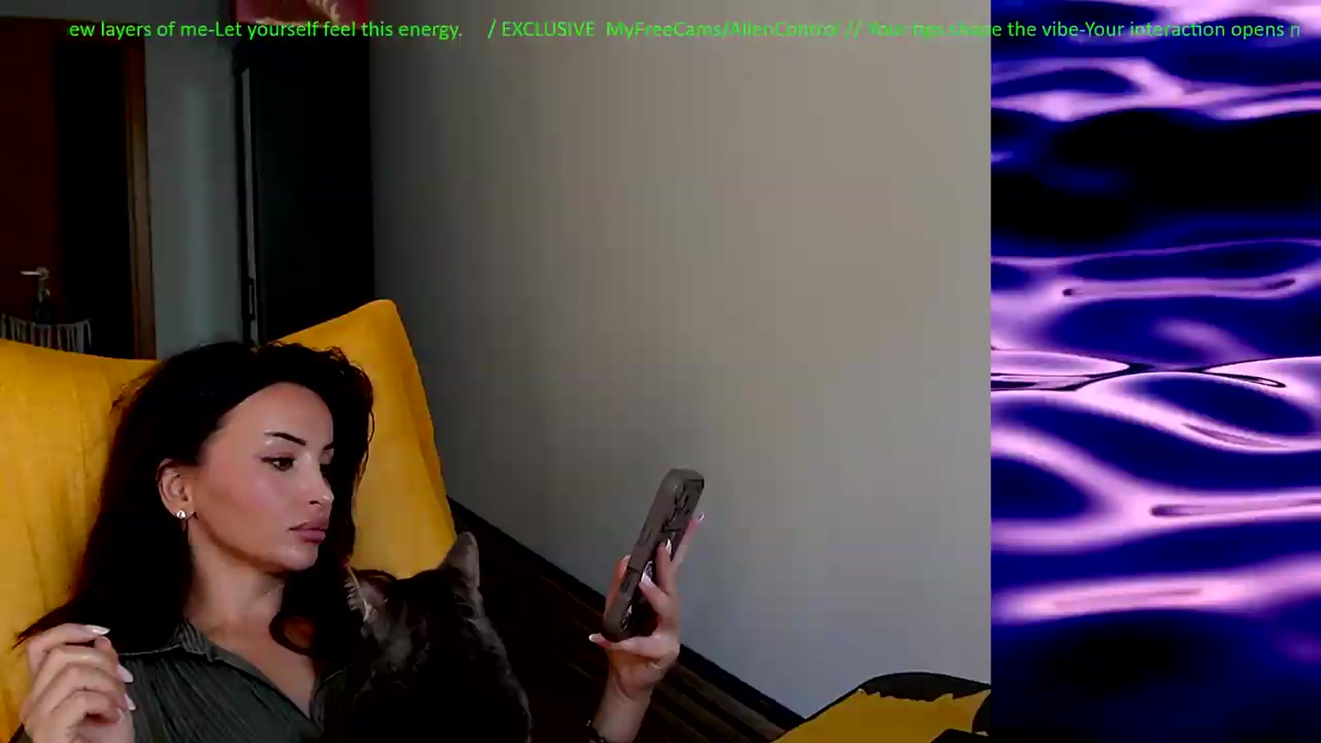 Gallery image thumbnail from AlienControl's myfreecams stream on, 07/29/2026, 09:40 image 2 of 20