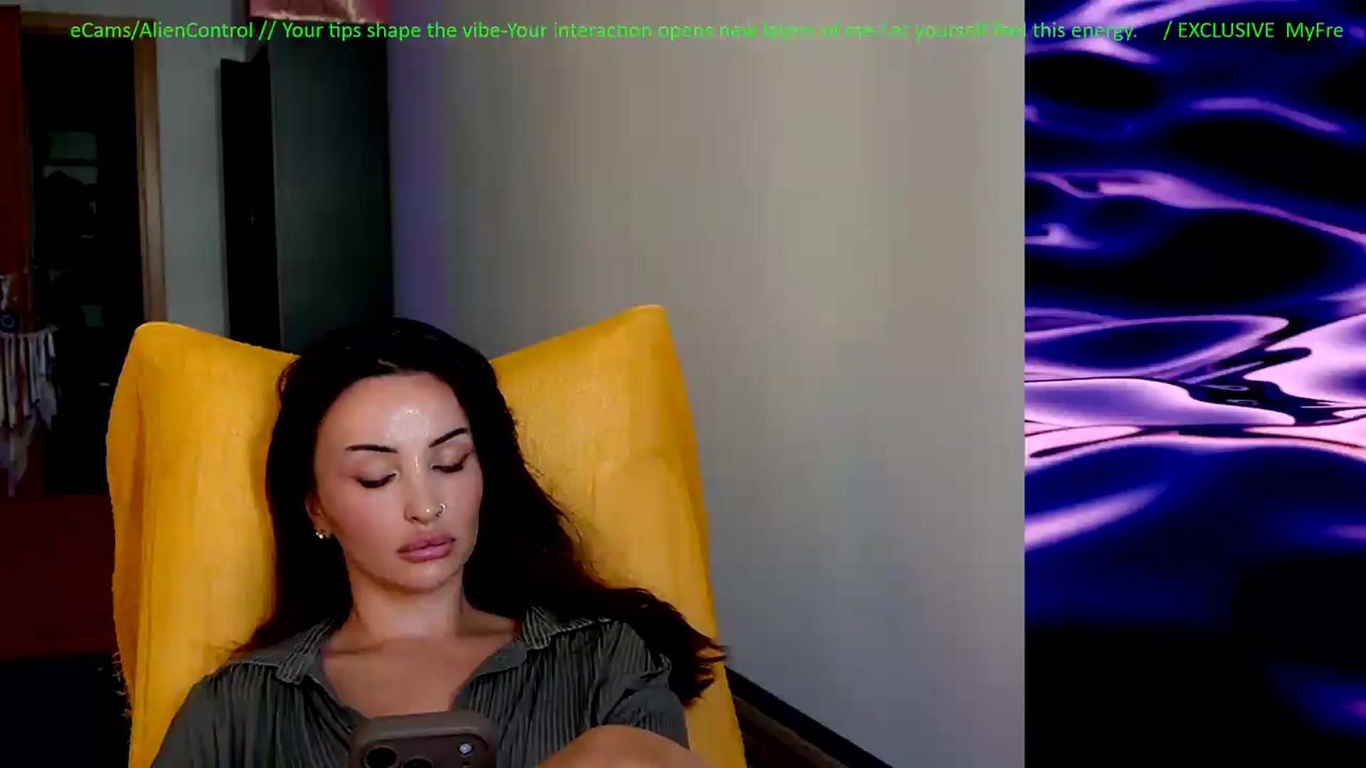Gallery image thumbnail from AlienControl's myfreecams stream on, 07/29/2026, 10:46 image 12 of 20