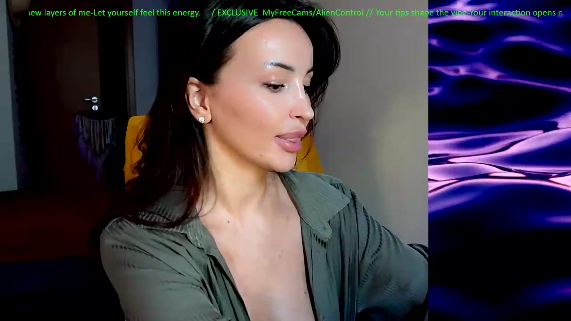 Gallery image thumbnail from AlienControl's myfreecams stream on, 07/29/2026, 16:13 image 17 of 20