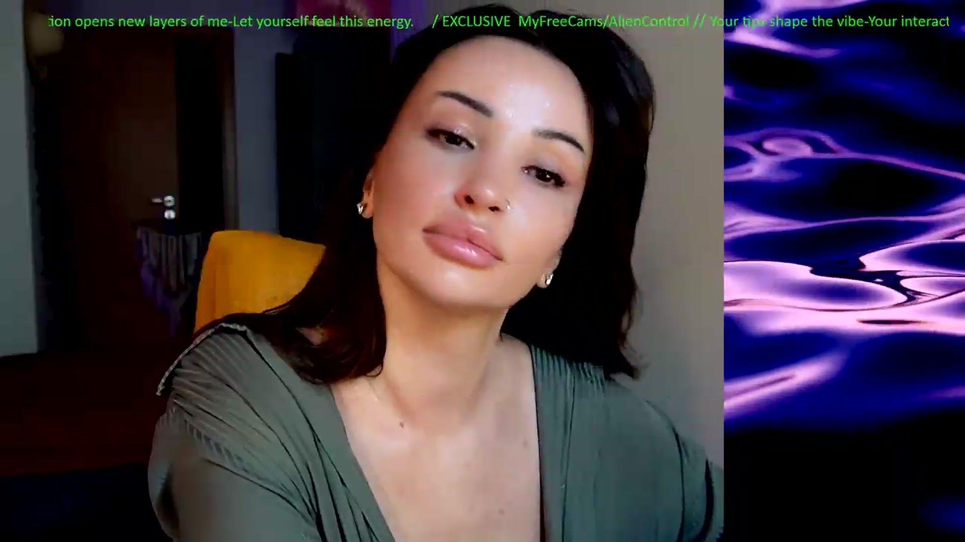 Gallery image thumbnail from AlienControl's myfreecams stream on, 07/29/2026, 16:13 image 19 of 20