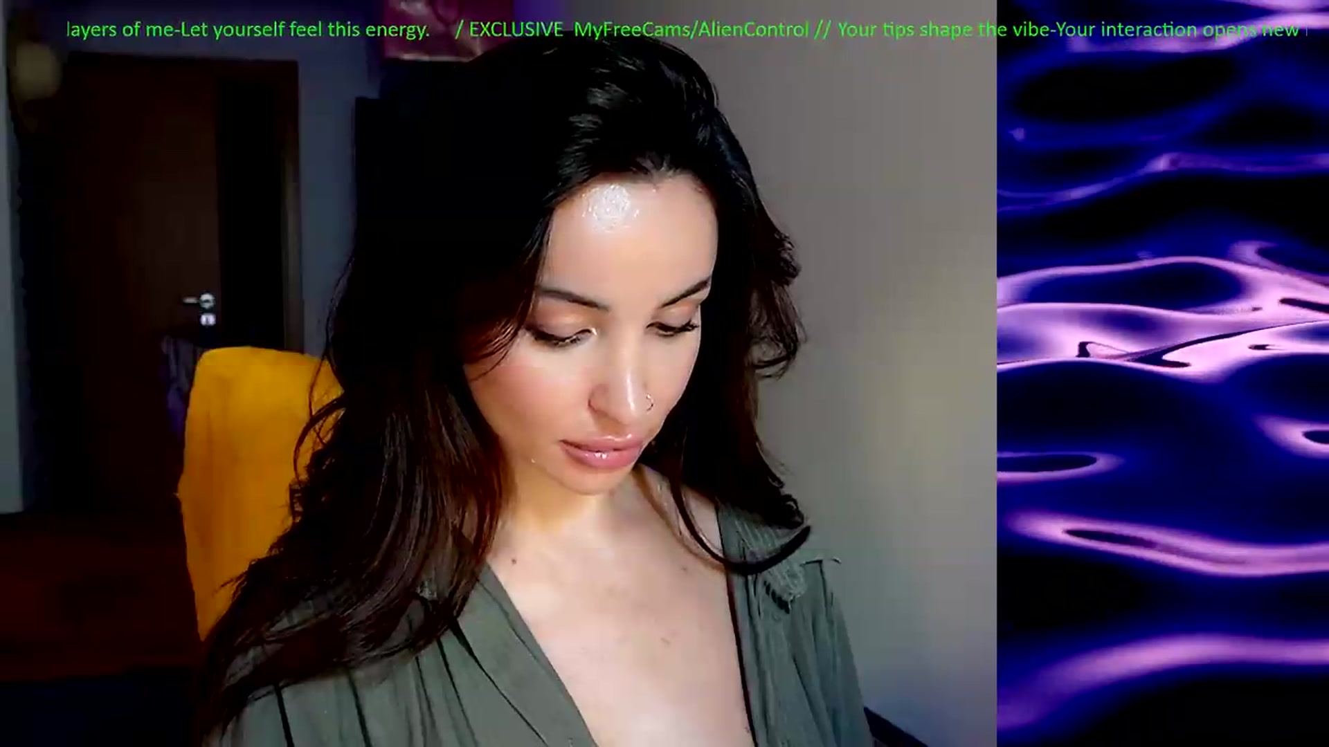 Gallery image thumbnail from AlienControl's myfreecams stream on, 07/29/2026, 16:13 image 16 of 20