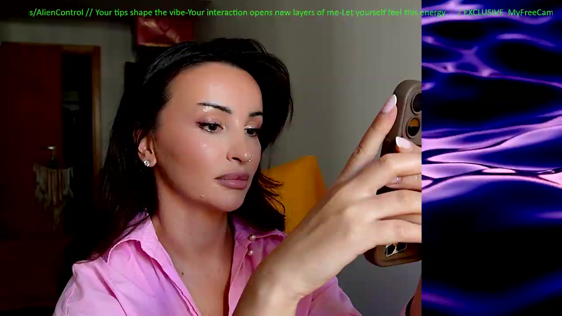 Gallery image thumbnail from AlienControl's myfreecams stream on, 07/30/2026, 10:46 image 14 of 20