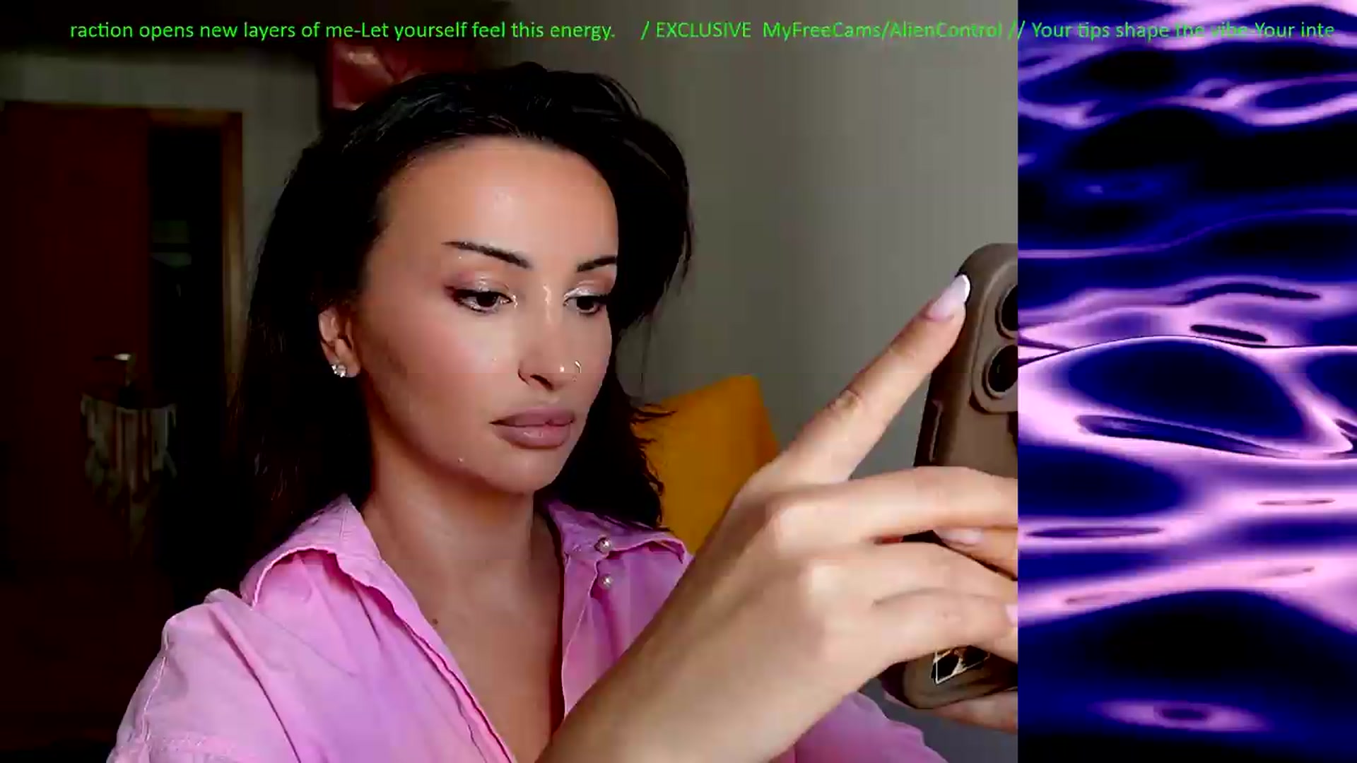Gallery image thumbnail from AlienControl's myfreecams stream on, 07/30/2026, 10:46 image 19 of 20
