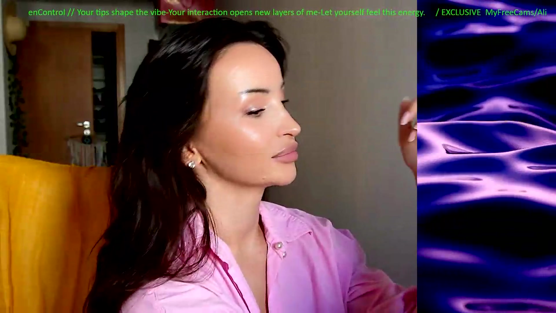 Gallery image thumbnail from AlienControl's myfreecams stream on, 07/30/2026, 13:41 image 16 of 20