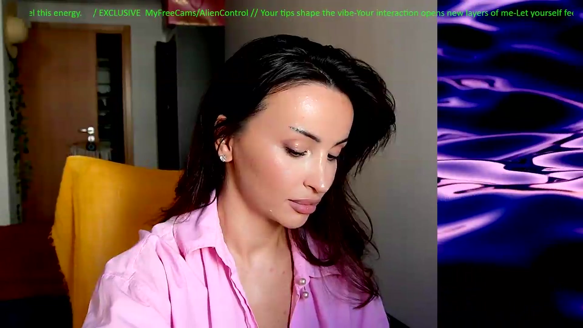 Gallery image thumbnail from AlienControl's myfreecams stream on, 07/30/2026, 13:41 image 10 of 20