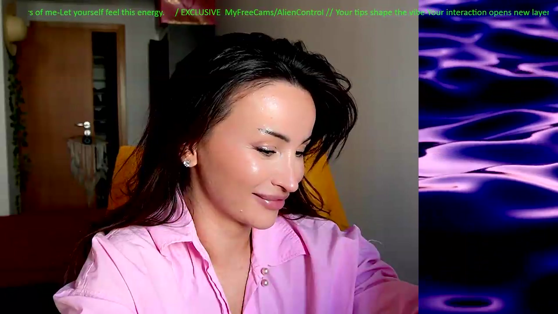 Gallery image thumbnail from AlienControl's myfreecams stream on, 07/30/2026, 13:41 image 7 of 20