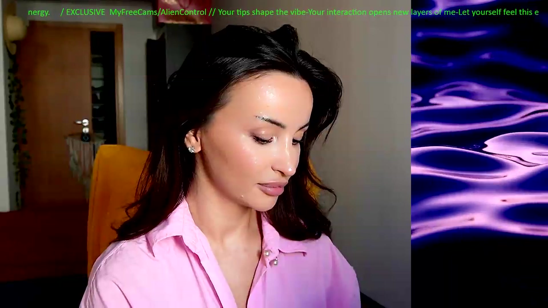 Gallery image thumbnail from AlienControl's myfreecams stream on, 07/30/2026, 13:41 image 17 of 20
