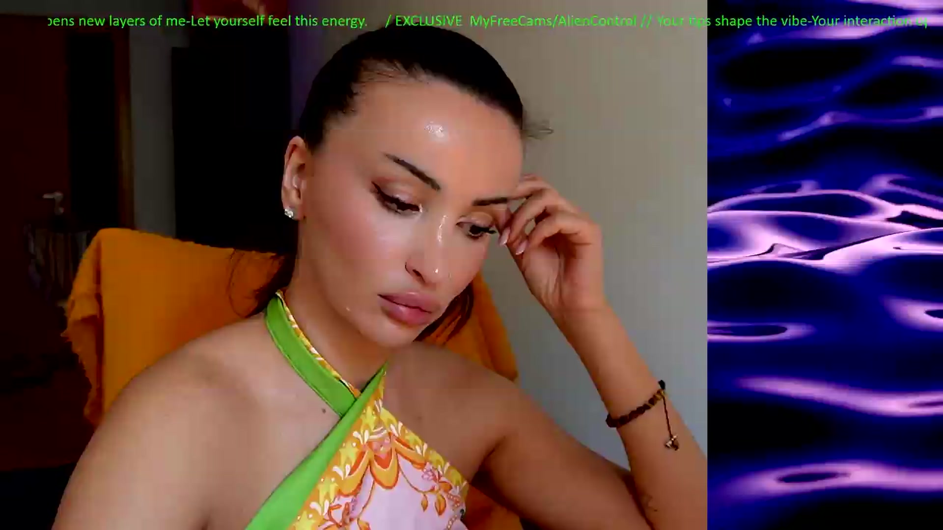 Gallery image thumbnail from AlienControl's myfreecams stream on, 07/31/2026, 10:28 image 4 of 20