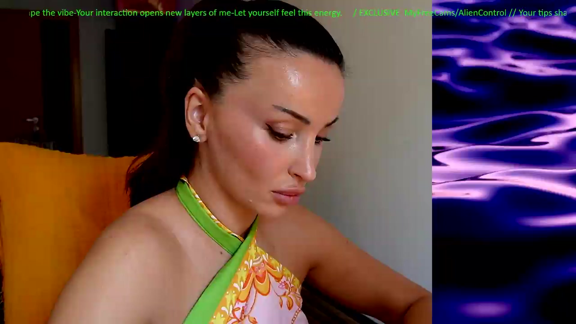 Gallery image thumbnail from AlienControl's myfreecams stream on, 07/31/2026, 10:28 image 5 of 20